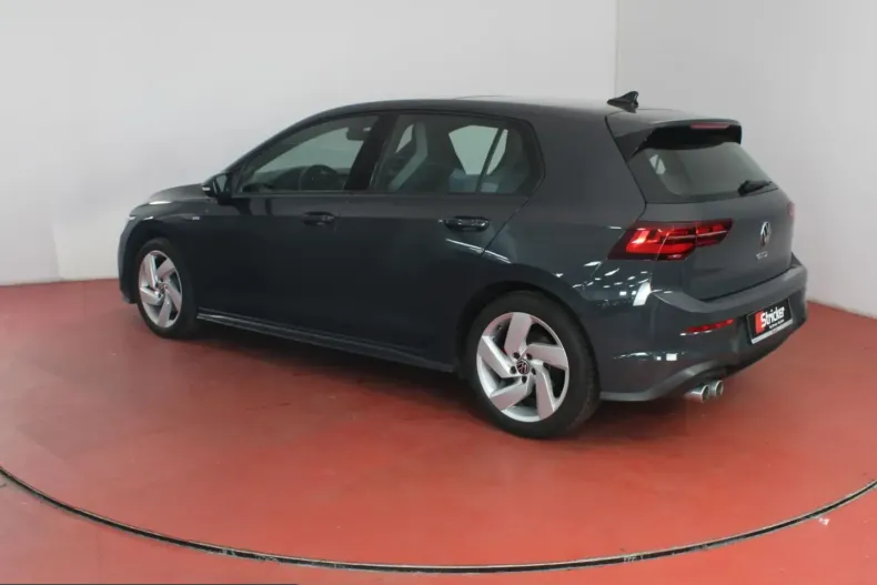Volkswagen Golf din 2024 cu 39.434 km - oferta VOL224727 - foto 26