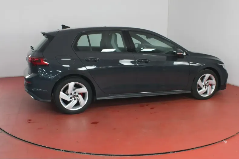 Volkswagen Golf din 2024 cu 39.434 km - oferta VOL224727 - foto 33