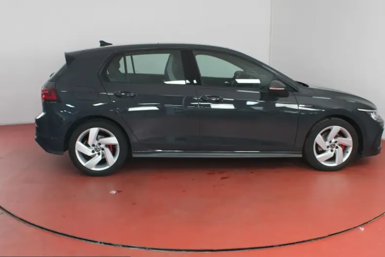 Volkswagen Golf din 2024 cu 39.434 km - oferta VOL224727 - foto 34