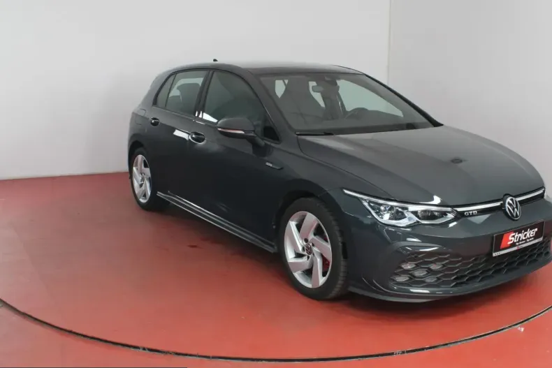 Volkswagen Golf din 2024 cu 39.434 km - oferta VOL224727 - foto 38