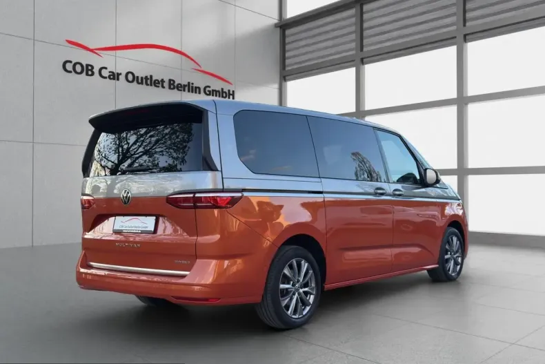 Volkswagen T7 Multivan din 2023 cu 66.372 km - oferta VOL224732 - foto 9