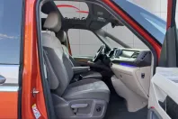 Volkswagen T7 Multivan din 2023 cu 66.372 km - oferta VOL224732 - foto 17