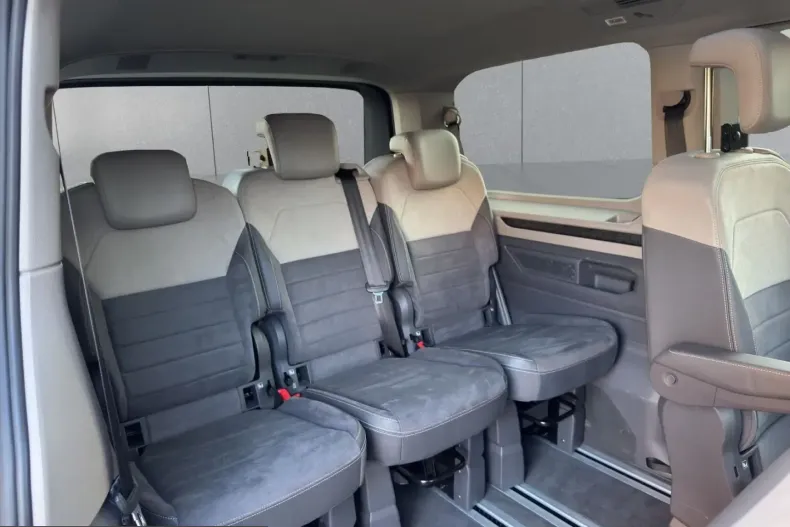 Volkswagen T7 Multivan din 2023 cu 66.372 km - oferta VOL224732 - foto 23