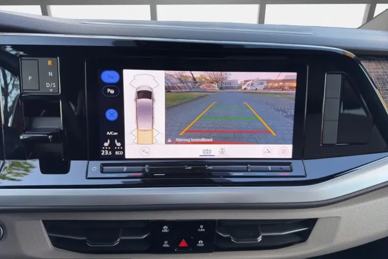Volkswagen T7 Multivan din 2023 cu 66.372 km - oferta VOL224732 - foto 31