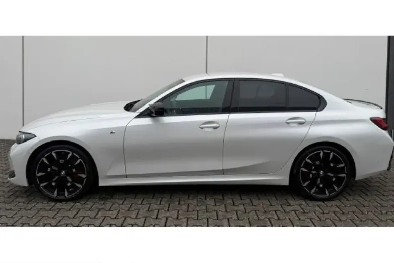 BMW M340i (Seria 3) din 2025 cu 6.601 km - oferta BMW224736 - foto 3