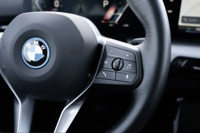 BMW iX1 (Seria X) din 2023 cu 32.200 km - oferta BMW224739 - foto 19