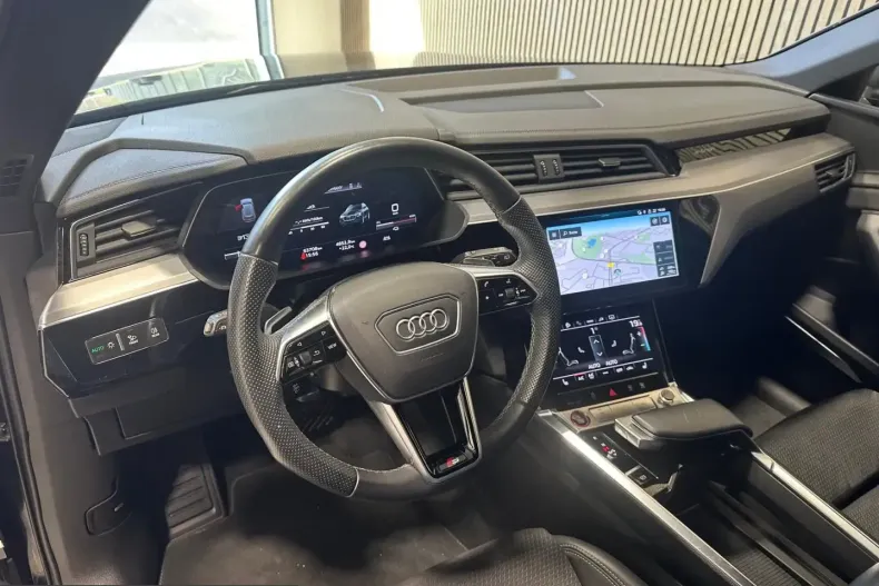 Audi e-tron din 2022 cu 63.701 km - oferta AUD224740 - foto 8