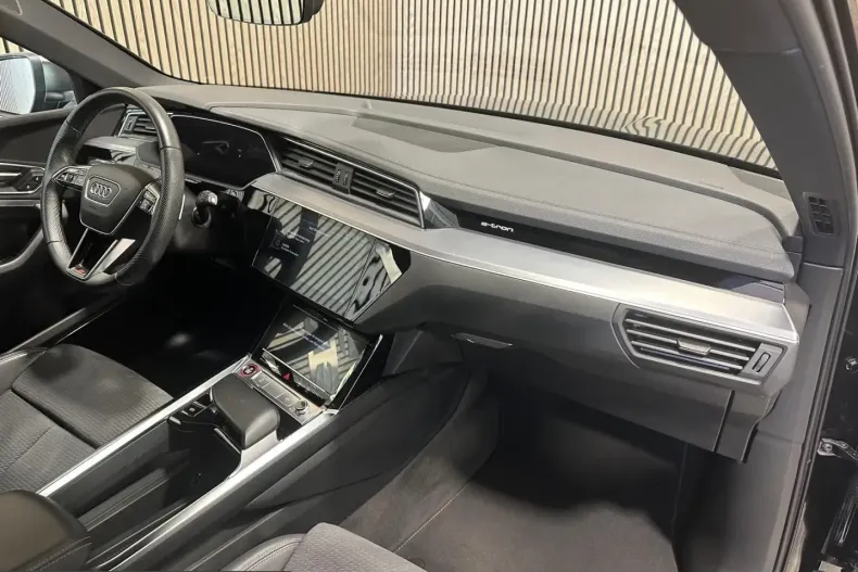 Audi e-tron din 2022 cu 63.701 km - oferta AUD224740 - foto 11
