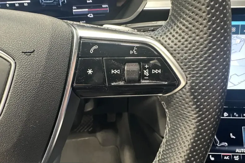 Audi e-tron din 2022 cu 63.701 km - oferta AUD224740 - foto 16