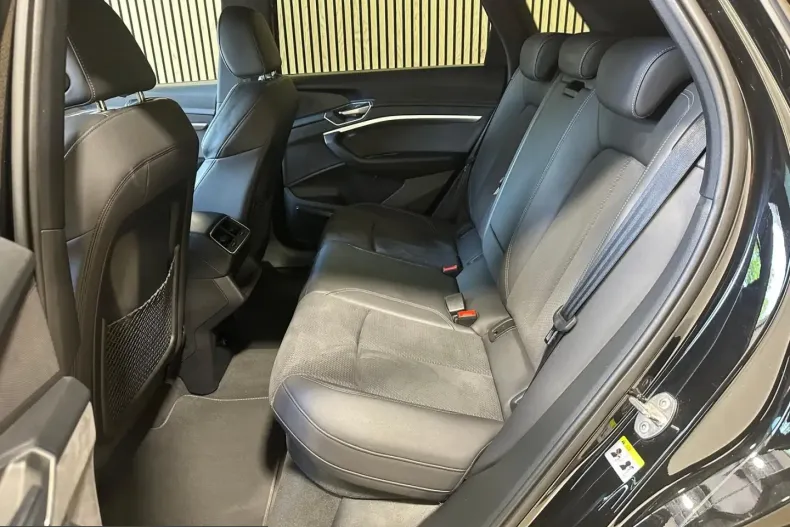 Audi e-tron din 2022 cu 63.701 km - oferta AUD224740 - foto 22
