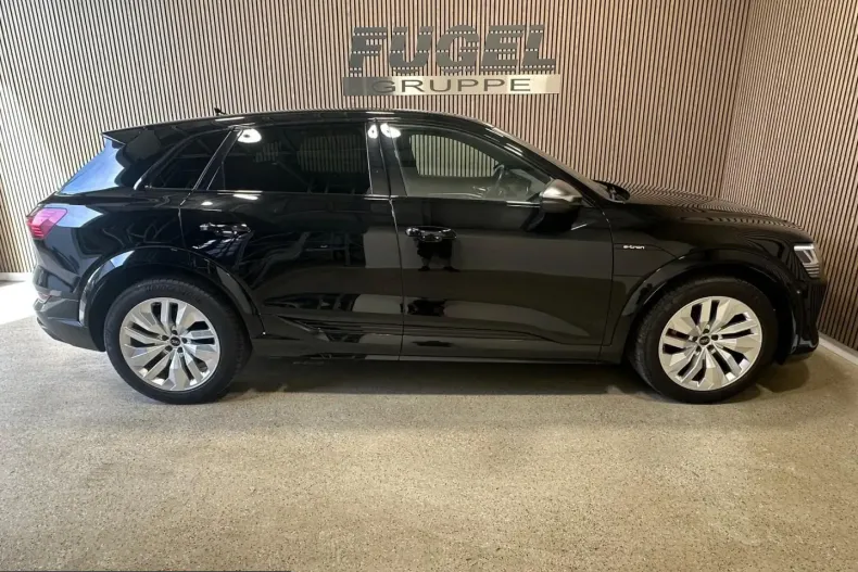 Audi e-tron din 2022 cu 63.701 km - oferta AUD224740 - foto 31