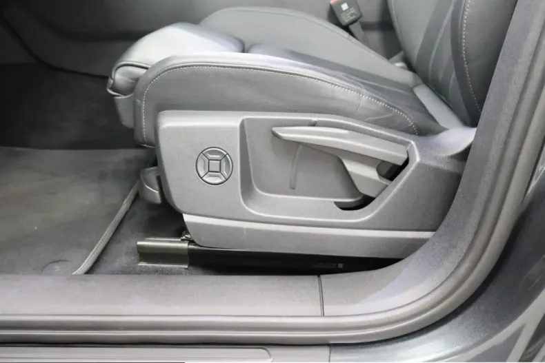 Audi Q5 din 2025 cu 22.457 km - oferta AUD224741 - foto 23