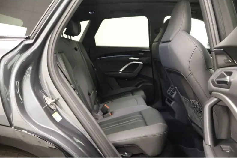 Audi Q5 din 2025 cu 22.457 km - oferta AUD224741 - foto 27