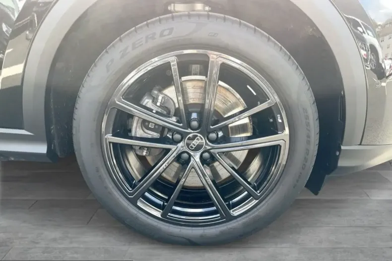 Audi Q5 din 2025 cu 13.900 km - oferta AUD224742 - foto 7