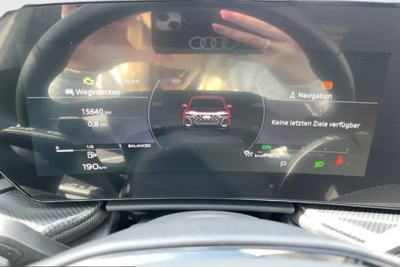 Audi Q5 din 2025 cu 13.900 km - oferta AUD224742 - foto 10
