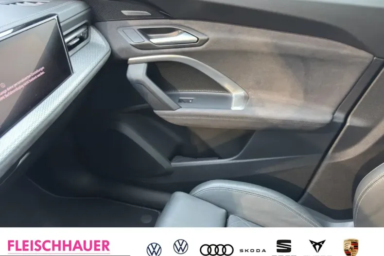 Audi Q5 din 2025 cu 11.193 km - oferta AUD224743 - foto 13