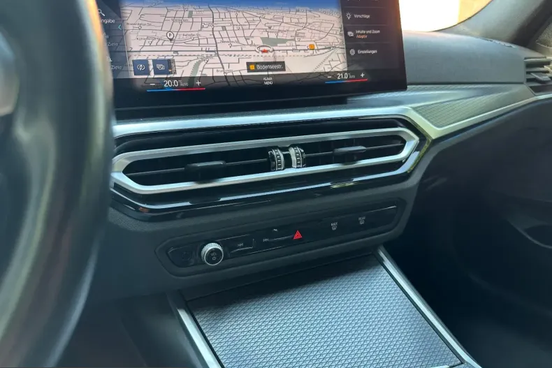 BMW 320 (Seria 3) din 2023 cu 55.000 km - oferta BMW224744 - foto 29