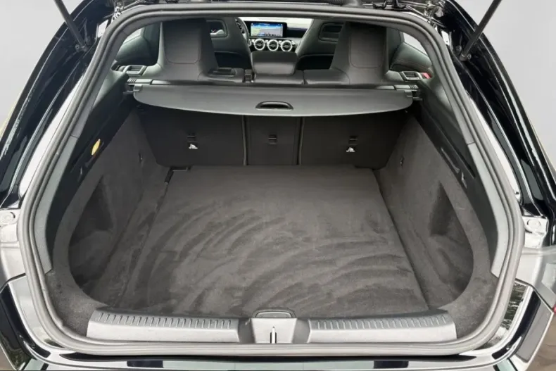 Mercedes-Benz CLA 35 AMG (Clasa CLA) din 2022 cu 47.231 km - oferta MER224747 - foto 17