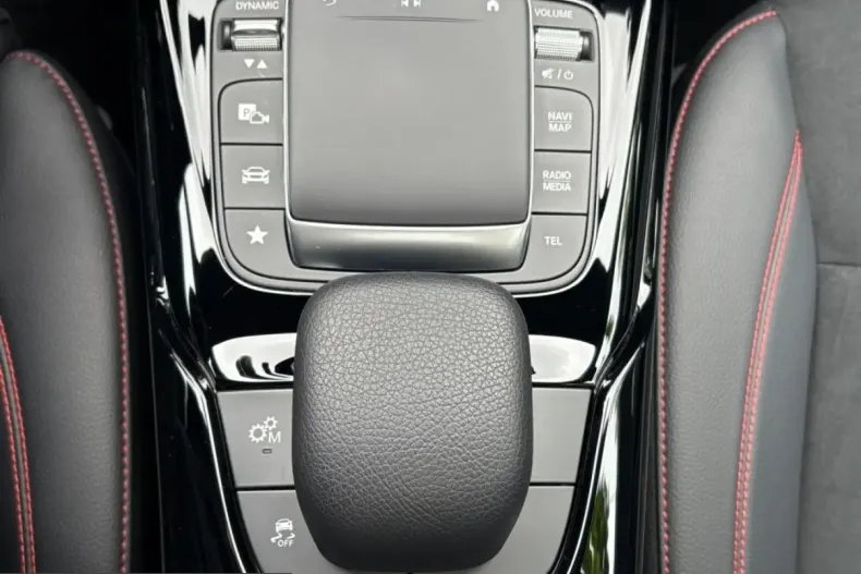 Mercedes-Benz CLA 35 AMG (Clasa CLA) din 2022 cu 47.231 km - oferta MER224747 - foto 20