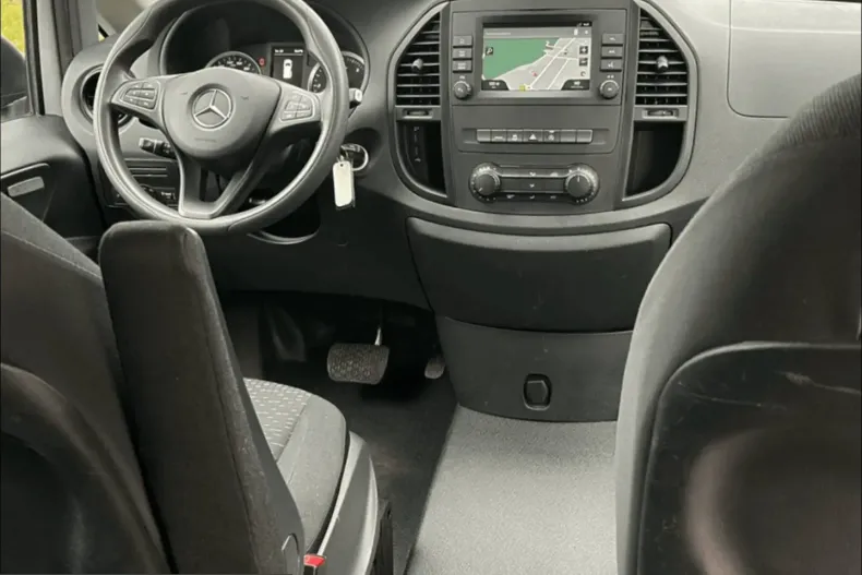 Mercedes-Benz Vito din 2022 cu 51.950 km - oferta MER224748 - foto 19