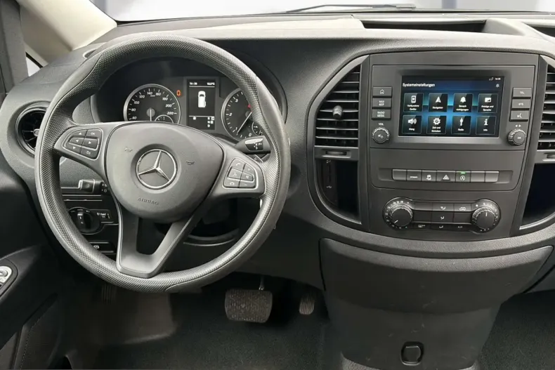Mercedes-Benz Vito din 2022 cu 51.950 km - oferta MER224748 - foto 20