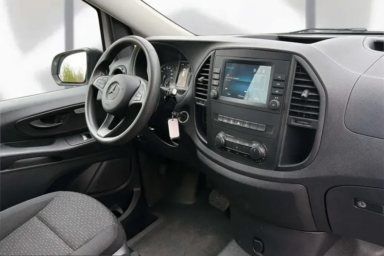 Mercedes-Benz Vito din 2022 cu 51.950 km - oferta MER224748 - foto 25