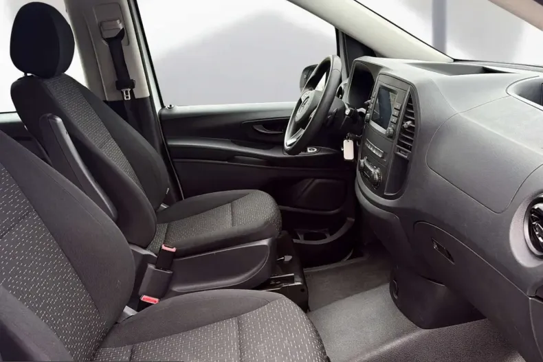 Mercedes-Benz Vito din 2022 cu 51.950 km - oferta MER224748 - foto 27