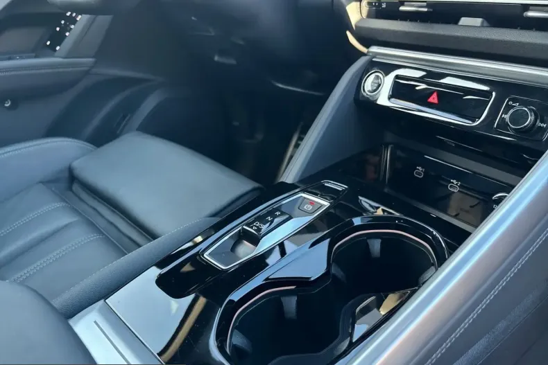 Audi Q5 din 2025 cu 17.464 km - oferta AUD224749 - foto 16