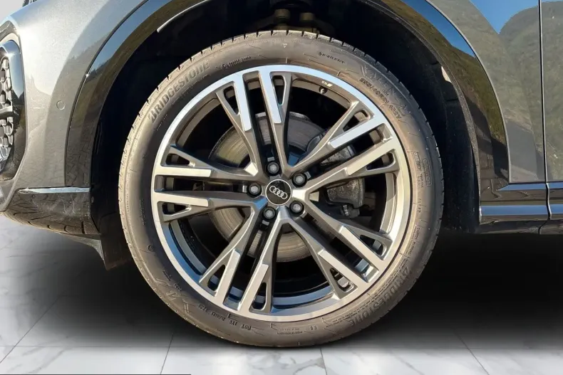 Audi Q5 din 2025 cu 17.464 km - oferta AUD224749 - foto 17
