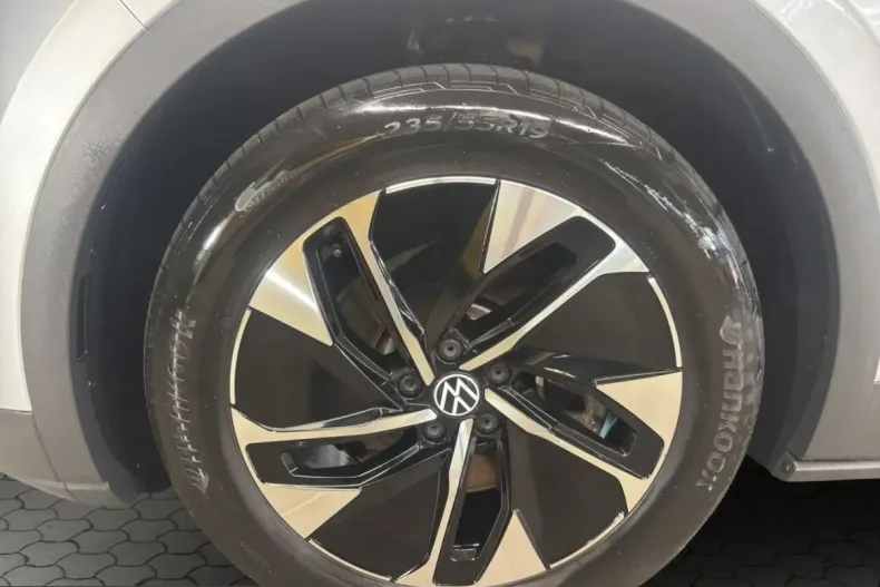 Volkswagen ID.4 din 2023 cu 43.900 km - oferta VOL224754 - foto 17