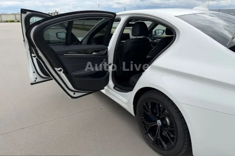 BMW 530 (Seria 5) din 2023 cu 55.970 km - oferta BMW224755 - foto 35