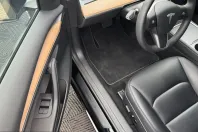 Tesla Model 3 din 2022 cu 67.224 km - oferta TES224756 - foto 24