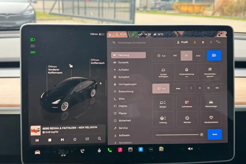 Tesla Model 3 din 2022 cu 67.224 km - oferta TES224756 - foto 26