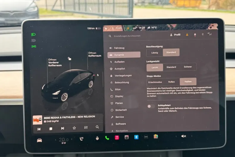 Tesla Model 3 din 2022 cu 67.224 km - oferta TES224756 - foto 27