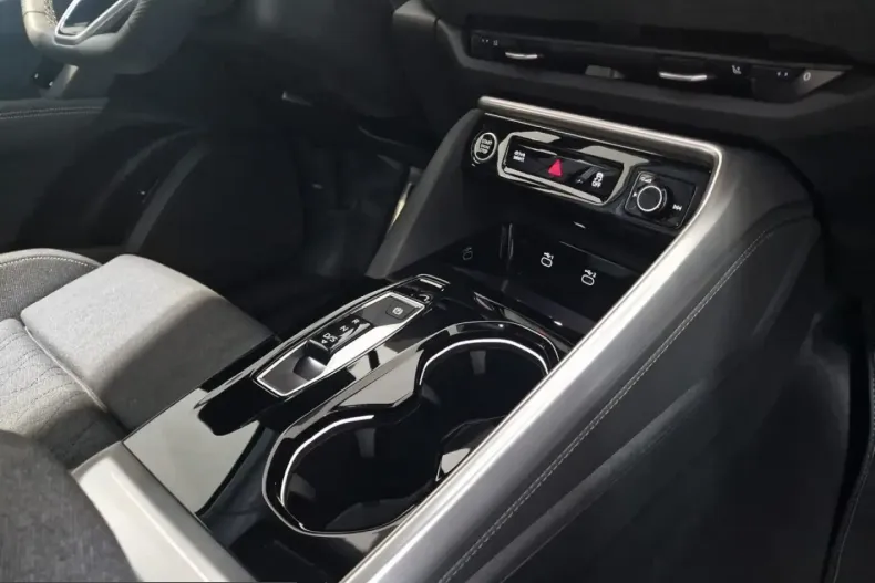 Audi Q5 din 2025 cu 9.400 km - oferta AUD224757 - foto 15