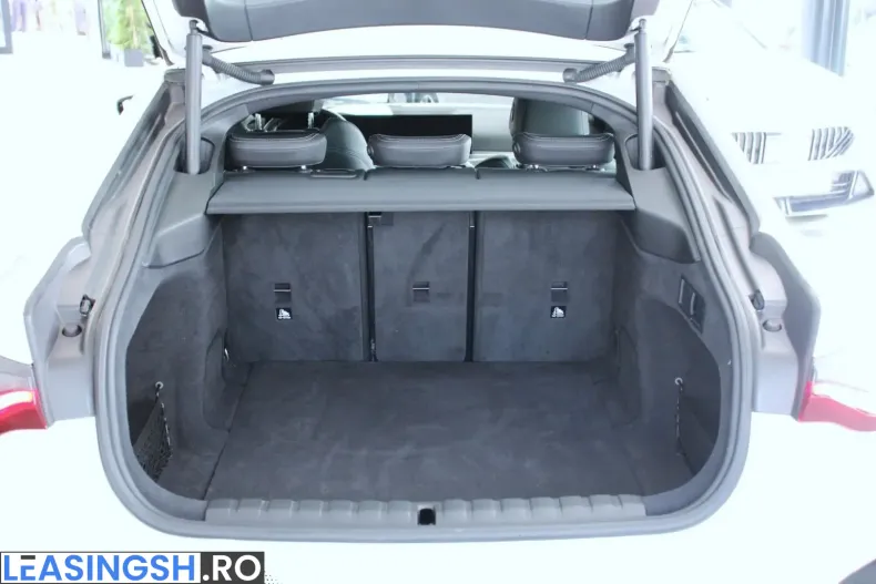 BMW i4 (Seria 4) din 2023 cu 60.369 km - oferta BMW224760 - foto 25
