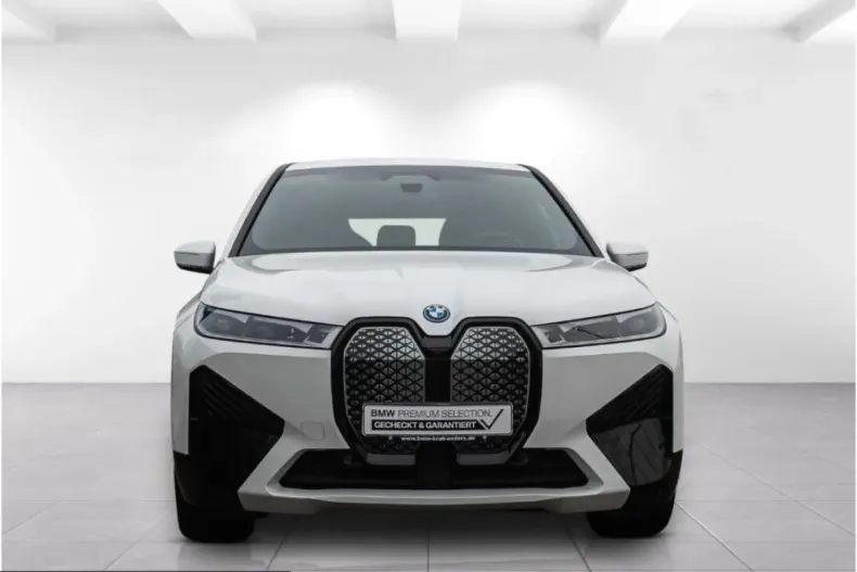 BMW iX din 2024 cu 18.500 km - oferta BMW224762 - foto 2