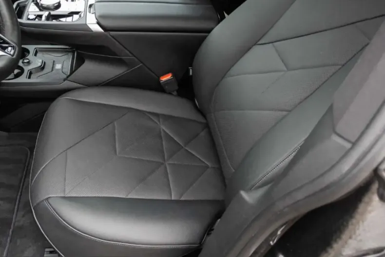 BMW iX din 2024 cu 18.500 km - oferta BMW224762 - foto 8