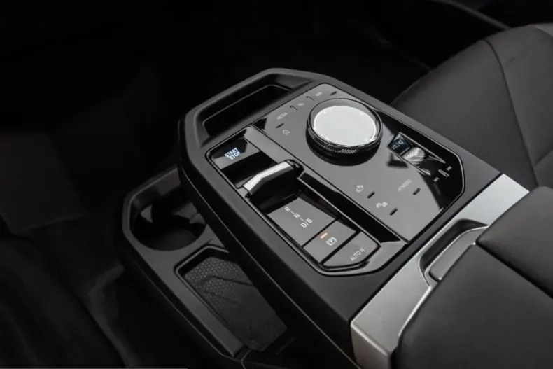 BMW iX din 2024 cu 18.500 km - oferta BMW224762 - foto 11