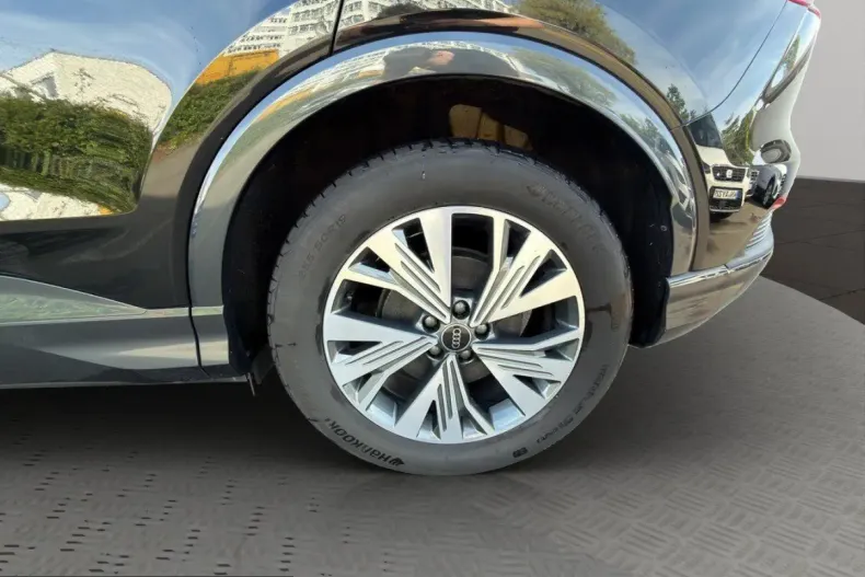 Audi Q4 e-tron din 2023 cu 20.400 km - oferta AUD224765 - foto 3