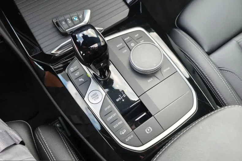 BMW X4 (Seria X) din 2025 cu 7.400 km - oferta BMW224770 - foto 24