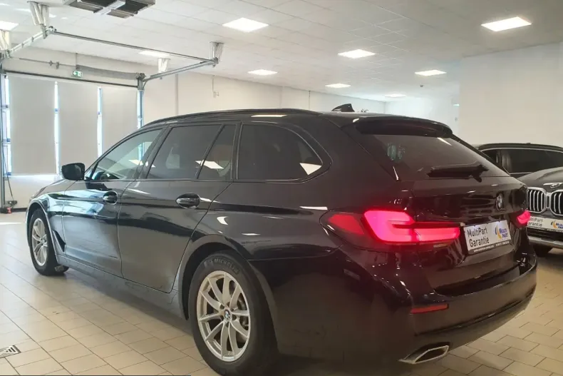 BMW 520 (Seria 5) din 2022 cu 65.186 km - oferta BMW224771 - foto 2