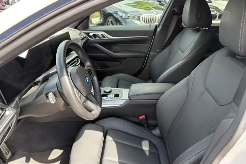 BMW i4 (Seria 4) din 2024 cu 46.638 km - oferta BMW224773 - foto 9