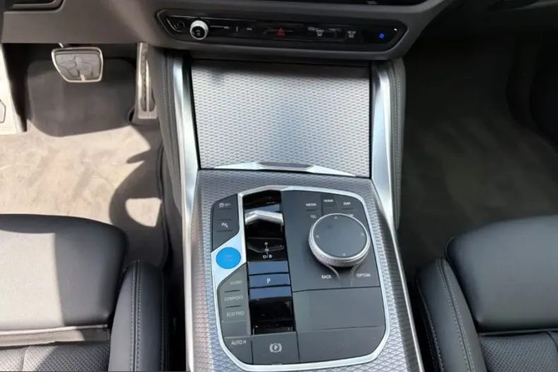 BMW i4 (Seria 4) din 2024 cu 46.638 km - oferta BMW224773 - foto 12
