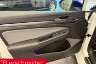 Volkswagen Golf din 2023 cu 32.360 km - oferta VOL224774 - foto 21