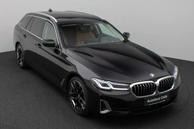 BMW 520 (Seria 5) din 2023 cu 72.388 km - oferta BMW224775 - foto 3