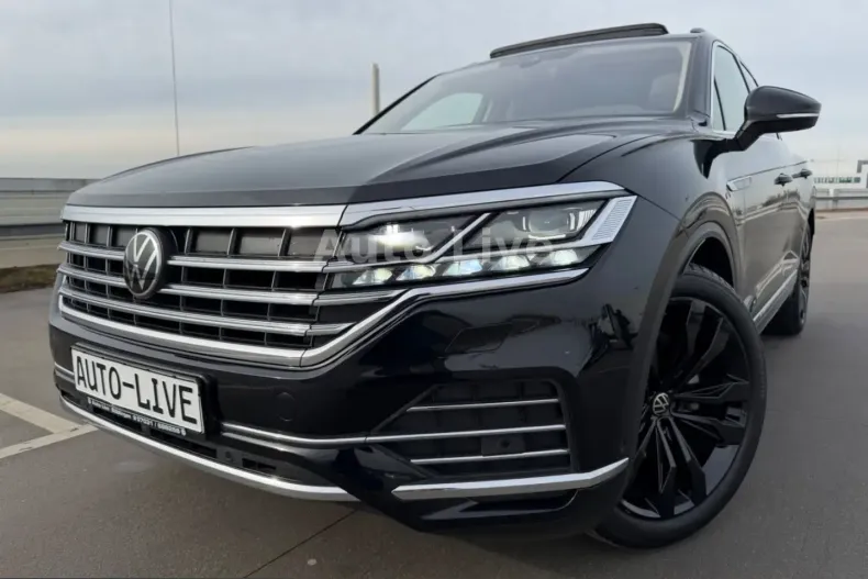 Volkswagen Touareg din 2022 cu 67.660 km - oferta VOL224776 - foto 1