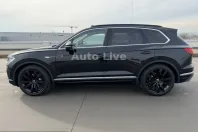 Volkswagen Touareg din 2022 cu 67.660 km - oferta VOL224776 - foto 2