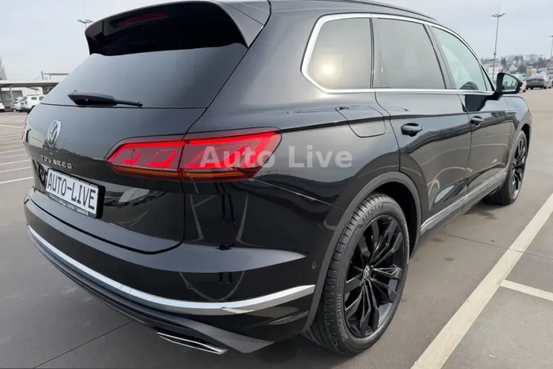 Volkswagen Touareg din 2022 cu 67.660 km - oferta VOL224776 - foto 5