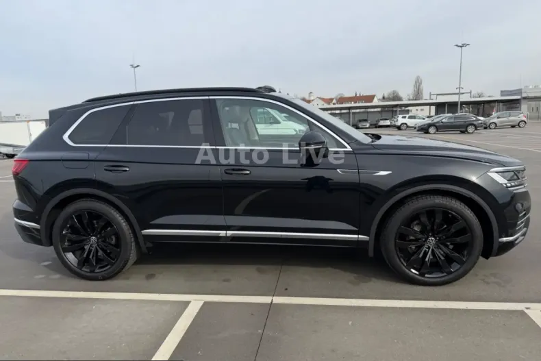Volkswagen Touareg din 2022 cu 67.660 km - oferta VOL224776 - foto 6